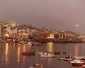 0005 Veduta del porto.jpg (45843 bytes)