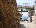 01020 Largo Gabella del Pesce  Sottoponte della Ferrovia.jpg (78592 bytes)
