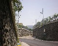 04009 Dopo il Ponte sullo sfondo Via S.Elena 1 tratto.jpg (57362 bytes)