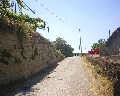 05518  1a Traversa Bianchini primo tratto a destra a salire.JPG (61025 bytes)