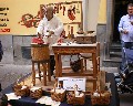 11027  Via Salvator Noto Mostra Artigianale di Presepisti torresi.jpg (79396 bytes)