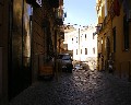 11512 Via Gradoni e cancelli.jpg (57205 bytes)