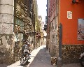 12014 1�Vico Orto Contessa da Via Teatro.jpg (84080 bytes)
