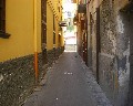 12031 2�Traversa Teatro zona mercato.jpg (59919 bytes)