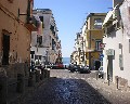 12510  Via Comizi che comunica con Via Fontana.jpg (82686 bytes)