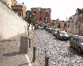 12546  Via Comizi sotto la Ripa direzione Piazza S. Croce.jpg (116483 bytes)