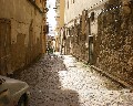 13047  Via Gradoni e Cancelli.jpg (93958 bytes)