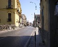 13547   Via Purgatorio a sinistra Villa del Cardinale.jpg (58445 bytes)