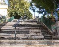14547 Dal Piazzale Cesare Battisti scalone che porta alla Villa Comunale.jpg (115384 bytes)