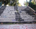 14550  Dal Piazzale Cesare Battisti scalone che porta alla Villa Comunale.jpg (99349 bytes)