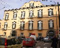 15574 Via Cesare Battisti Palazzo Vallelonga ora sede del Banco di Credito Popolare di Torre del Greco.jpg (80706 bytes)