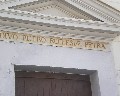 16043  Dicitura scritta sulla porta della chiesetta di S. Pietro a Calastro. Cupa S. Pietro.jpg (46417 bytes)