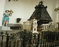 18020   Piazza S. Croce interno della Basilica di S. Croce.jpg (107162 bytes)