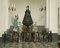 18026   Piazza S. Croce interno della Basilica di S. Croce.jpg (64236 bytes)