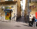 18594 Via Teatro da  Via Beato Vincenzo Romano.jpg (71990 bytes)
