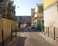 19048 Contrada S. Antonio traversa che porta a Via S. Antonio.jpg (66350 bytes)